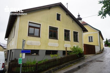 Wohnhaus mit großzügiger Mehrzweckhalle (ehem. Tischlerei)