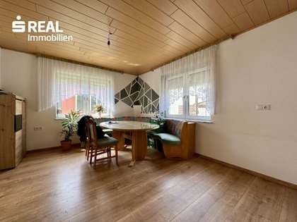 Günstiges Haus mit 5 Zimmern in Bischofstetten Günstiges Haus mit 5 Zimmern in Bischofstetten