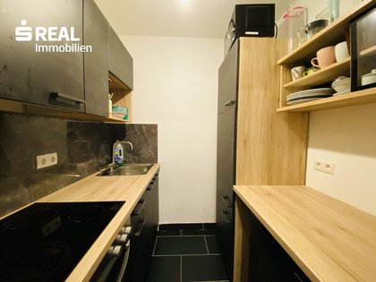 2-Zimmer-Wohnung mit Loggia in zentraler Lage