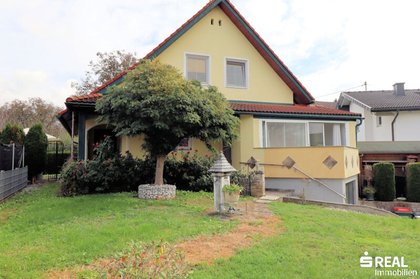 Einfamilienhaus mit Potenzial in Ruhelage Einfamilienhaus mit Potenzial in Ruhelage