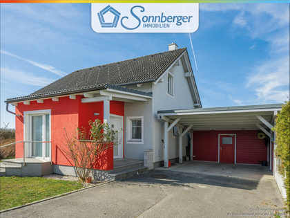 ENNSPANORAMA – modernes Einfamilienhaus mit Garten, Pool und Carport in Ennsdorf ENNSPANORAMA – modernes Einfamilienhaus mit Garten, Pool und Carport in Ennsdorf