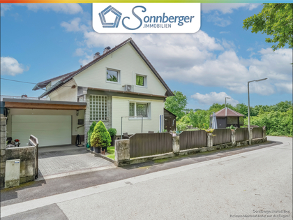 RAUMKÖNIGIN – großzügiges Mehrfamilienhaus mit Praxis, Garten und Pool in Ebelsberg RAUMKÖNIGIN – großzügiges Mehrfamilienhaus mit Praxis, Garten und Pool in Ebelsberg