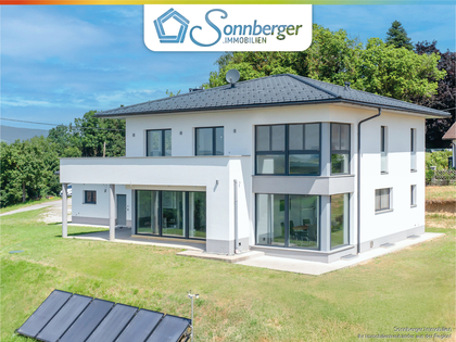 HOCHKÖNIGIN – Stilvolles Wohnen über dem Donautal mit Design, Technik & Panorama HOCHKÖNIGIN – Stilvolles Wohnen über dem Donautal mit Design, Technik & Panorama