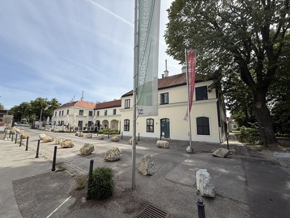 Charmantes Gastronomielokal inkl. Terrasse zu mieten Charmantes Gastronomielokal inkl. Terrasse zu mieten
