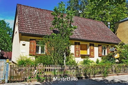 Häuser in 8234 Rohrbach an der Lafnitz