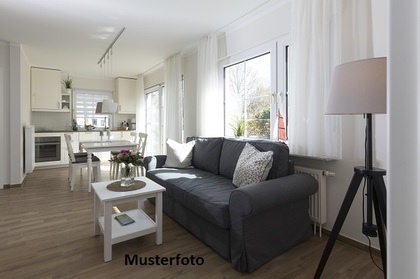 4-Zimmer-Wohnung mit Loggia + guter Zustand +