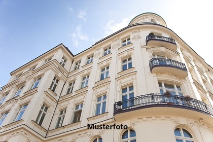 3-Zimmer-Wohnung mit Terrasse, Gartenanteil und Stellplatz