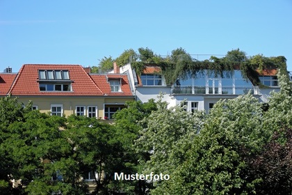 +++ L-förmiges Mehrfamilienhaus +++