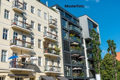 Schöne helle Maisonette-Wohnung mit Stellplatz