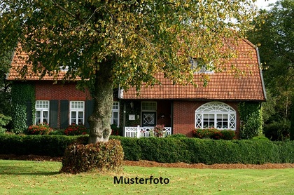 Einfamilienhaus mit Garage + provisionsfrei +