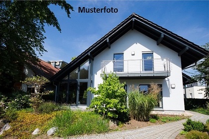 Einfamilienhaus mit Garage + provisionsfrei +