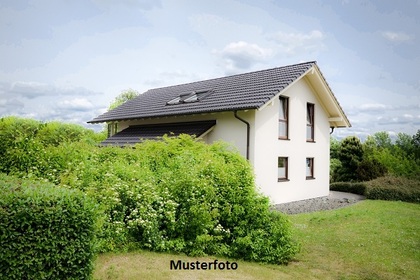 Einfamilienhaus mit Carport + provisionsfrei +