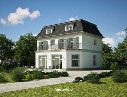 2-Familienhaus / Villa mit Doppelgarage