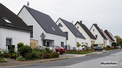 +++ Einfamilien-Reihenendhaus mit 2 Stellplätzen +++