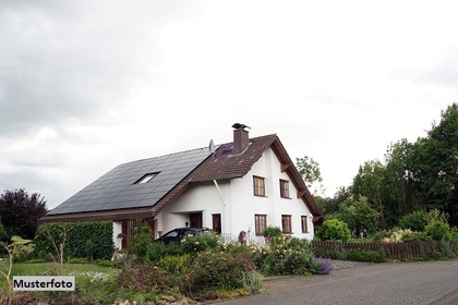 Häuser in 8230 Oberlungitz
