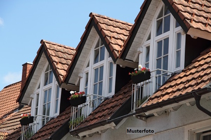 3-Zimmer-Wohnung mit Balkon 3-Zimmer-Wohnung mit Balkon