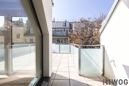 Sanierte DG-WOHNUNG mit über 50m² TERRASSENFLÄCHE | Ca. 2 Min. zur U4 SCHÖNBRUNN | Ca. 15 Min. in den 1. Bezirk Sanierte DG-WOHNUNG mit über 50m² TERRASSENFLÄCHE | Ca. 2 Min. zur U4 SCHÖNBRUNN | Ca. 15 Min. in den 1. Bezirk