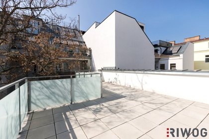 Stylische DG-WOHNUNG mit über 50m² TERRASSENFLÄCHE | RUHELAGE | Ca. 2 Min. zur U4 SCHÖNBRUNN | Ca. 15 Min. in den 1. Bezirk Stylische DG-WOHNUNG mit über 50m² TERRASSENFLÄCHE | RUHELAGE | Ca. 2 Min. zur U4 SCHÖNBRUNN | Ca. 15 Min. in den 1. Bezirk