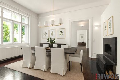 Beeindruckende Stilaltbauwohnung | Innenhofbalkon | Ca. 3,5 m Raumhöhen | 3. Etage | Nähe Donaukanal, Hundertwasserhaus, 1. Bezirk, Prater Beeindruckende Stilaltbauwohnung | Innenhofbalkon | Ca. 3,5 m Raumhöhen | 3. Etage | Nähe Donaukanal, Hundertwasserhaus, 1. Bezirk, Prater