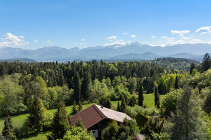 Anwesen in einmaliger Naturlage Anwesen in einmaliger Naturlage