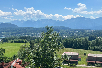 Baugrundstück mit See- und Karawankenblick Baugrundstück mit See- und Karawankenblick