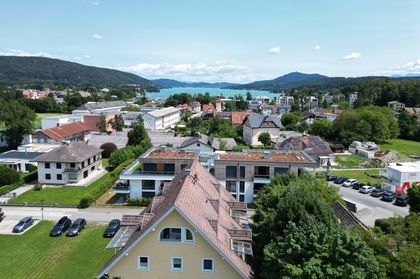 Großzügige Gartenwohnung mit Poolbenutzung Großzügige Gartenwohnung mit Poolbenutzung
