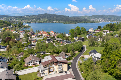 Exklusive Penthousewohnung mit spektakulärem Blick auf den Wörthersee Exklusive Penthousewohnung mit spektakulärem Blick auf den Wörthersee