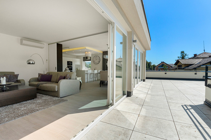 Sonniges Penthouse mit atemberaubendem Karawankenblick Sonniges Penthouse mit atemberaubendem Karawankenblick