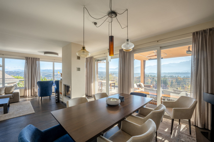 Seeblick-Penthouse mit Indoorpool Seeblick-Penthouse mit Indoorpool