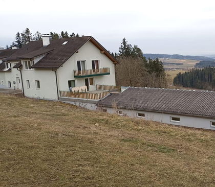 Doppelhaushälfte mit traumhaftem Ausblick in ruhiger Umgebung Doppelhaushälfte mit traumhaftem Ausblick in ruhiger Umgebung
