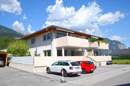 Moderne 4-Zimmer-Gartenwohnung in Inzing – ruhig, sonnig & fast neuwertig Moderne 4-Zimmer-Gartenwohnung in Inzing – ruhig, sonnig & fast neuwertig