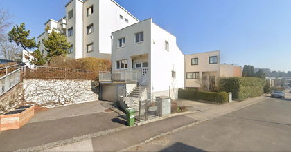 Charmantes Reihenhaus mit Einfamilienhauscharakter in grüner Lage Charmantes Reihenhaus mit Einfamilienhauscharakter in grüner Lage