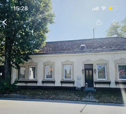 Haus mit Pferdestallungen in absoluter Grünruhelage Nähe Groß-Enzersdorf Haus mit Pferdestallungen in absoluter Grünruhelage Nähe Groß-Enzersdorf