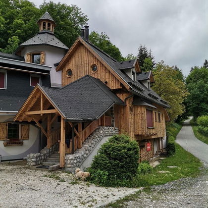 Liebhaber Anwesen - Landhaus - großzügiges Grundstück - absolute Ruhelage Liebhaber Anwesen - Landhaus - großzügiges Grundstück - absolute Ruhelage