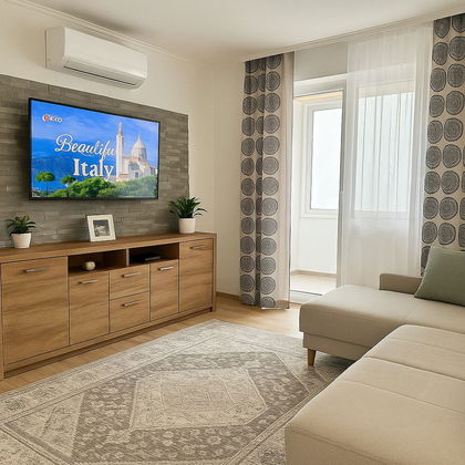*Top-Lage* Lichtdurchflutete Wohnung mit Loggia *Top-Lage* Lichtdurchflutete Wohnung mit Loggia
