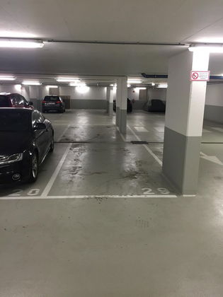 Großer TIEFGARAGENSTELLPLATZ nähe Mariahilferstraße! Großer TIEFGARAGENSTELLPLATZ nähe Mariahilferstraße!