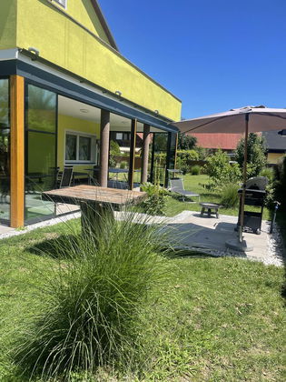 Von Privat, top modernisiertes, Ein - Zweifamilienhaus, voll unterkellert, Nähe Klagenfurt Von Privat, top modernisiertes, Ein - Zweifamilienhaus, voll unterkellert, Nähe Klagenfurt