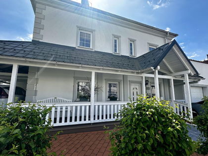 xklusive, familienfreundliche Villa, Dachterrasse mit Fernblick und pflegeleichtem Garten! xklusive, familienfreundliche Villa, Dachterrasse mit Fernblick und pflegeleichtem Garten!