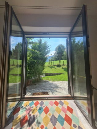 Geräumiges Einfamilienhaus mit Garten und Traunsteinblick in ruhiger Lage Geräumiges Einfamilienhaus mit Garten und Traunsteinblick in ruhiger Lage