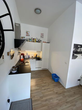 2-Zimmer-Altbauwohnung in zentraler & ruhiger Lage nahe Augarten – Top saniert, WG-tauglich