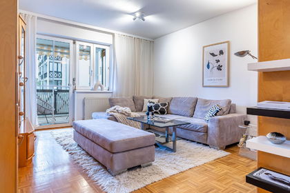 Vollmöblierte 3 Zimmer Wohnung mit großer Sonnen-Loggia & Parkplatz in Leonding Vollmöblierte 3 Zimmer Wohnung mit großer Sonnen-Loggia & Parkplatz in Leonding