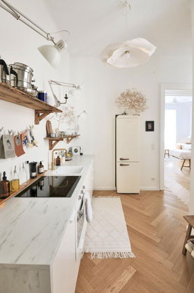 PROVISIONSFREIE, hochwertig sanierte, sonnige Altbauwohnung Nähe Schönbrunn PROVISIONSFREIE, hochwertig sanierte, sonnige Altbauwohnung Nähe Schönbrunn
