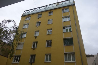 Privat & Provisionsfrei – DG-Wohnung mit Terrasse in Ruhelage!