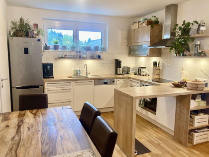Helle, barrierefreie 3 Zimmer Wohnung im Erdgeschoß mit Garten