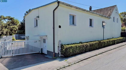 Ertragsobjekt, Mitarbeiterquartier, Zinshaus mit Balkon, Terasse, Mischbaugebiet, technisch saniert Ertragsobjekt, Mitarbeiterquartier, Zinshaus mit Balkon, Terasse, Mischbaugebiet, technisch saniert