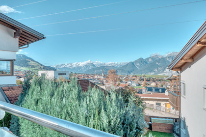 Gemütliche 3-Zimmer Maisonette in Axams: Ruhe, Sonne und perfekte Anbindung Gemütliche 3-Zimmer Maisonette in Axams: Ruhe, Sonne und perfekte Anbindung